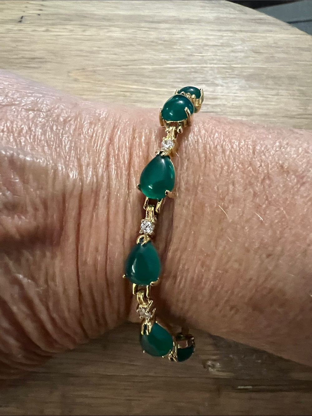 3/$18 Macy’s Gold-Tone Bracelet with Emerald Green Cabochon Stones Lot 2103